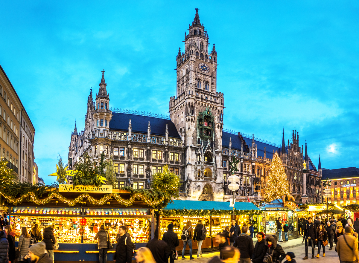 Der Christkindlmarkt in München gehört zu den schönsten Weihnachtsmärkten in Bayern