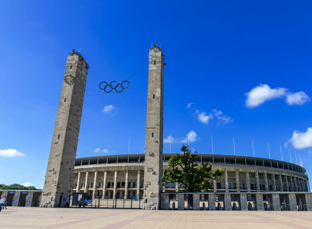 Wo kann man parken am Olympiastadion Berlin?